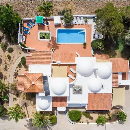 Casa Cinco Cupulas Armação de Pêra