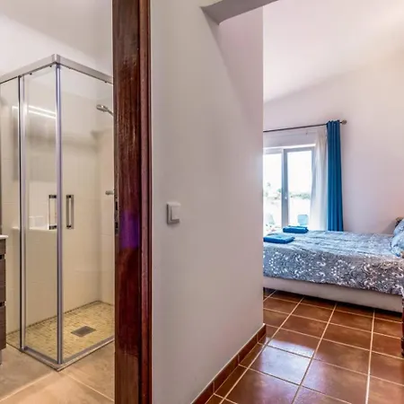 Casa Cinco Cupulas * Armação de Pêra