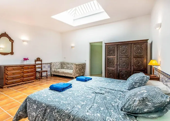 Casa Cinco Cupulas Bed & Breakfast