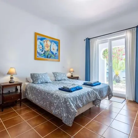 Casa Cinco Cupulas * Armação de Pêra